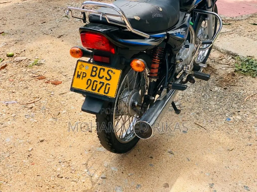 Bajaj CT-100 2015 Motorbike (Used)