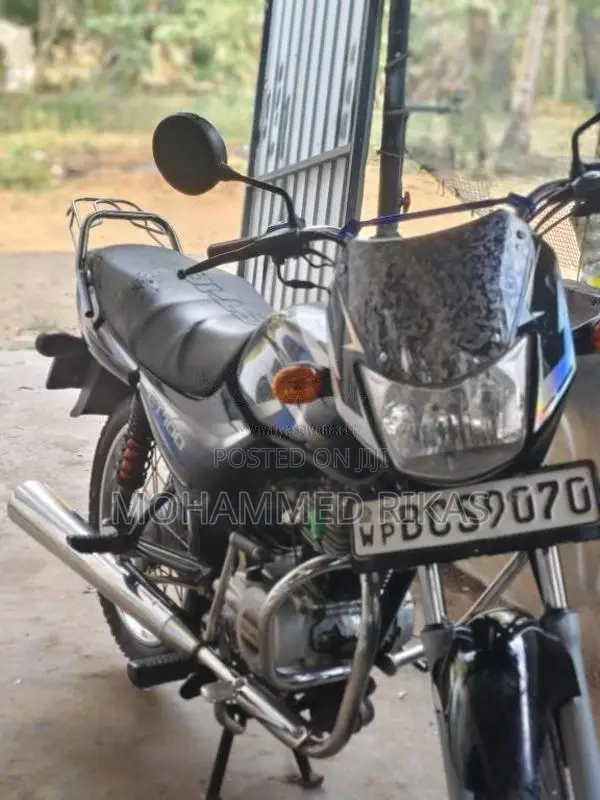 Bajaj CT-100 2015 Motorbike (Used)