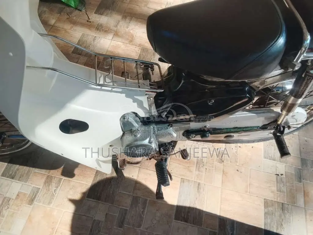 Loncin Super Cub 2009 Motorbike (Used)