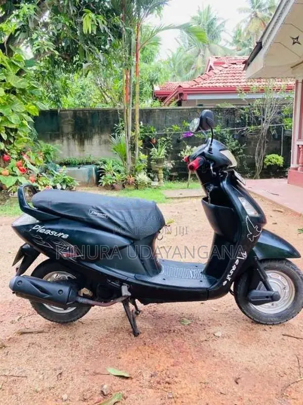 Hero Pleasure 2011 Motorbike (Used)