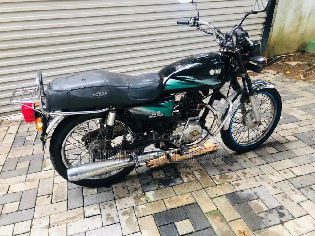 Bajaj Boxer RE 4 Stroke 1999 Motorbike (Used)