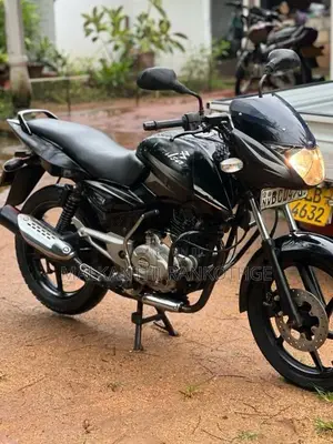Bajaj Pulsar 150 2015 Motorbike (Used)