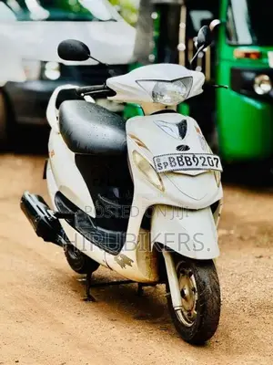 Mahindra Rodeo 2015 Motorbike (Used)