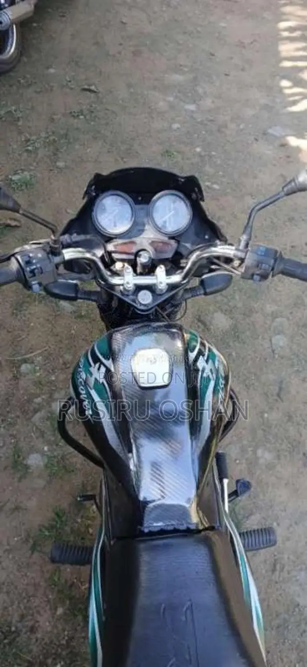 Bajaj Discover 100 2011 Motorbike (Used)