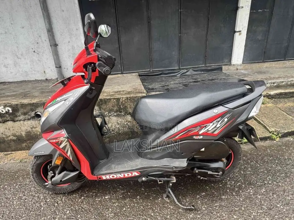 Honda DIO 2018 Motorbike (Used)