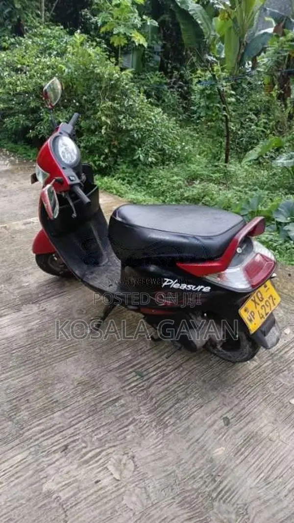 Hero Pleasure 2012 Motorbike (Used)