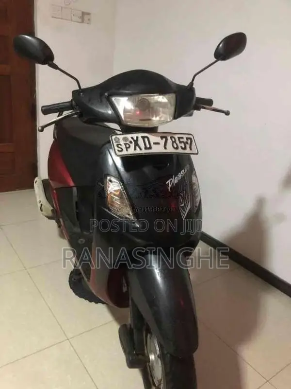 Hero Pleasure 2012 Motorbike (Used)