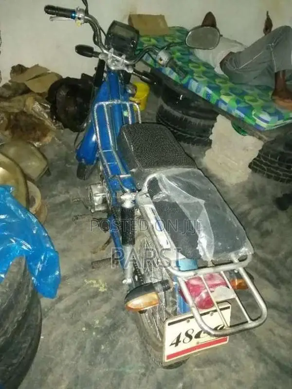Loncin Loncin 2016 Motorbike (Used)