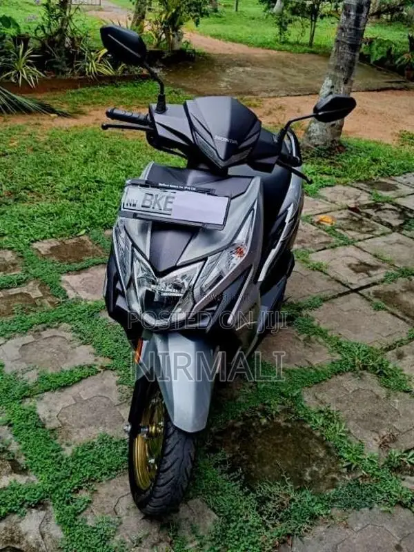 Honda Dio 2025 Motorbike (Used)