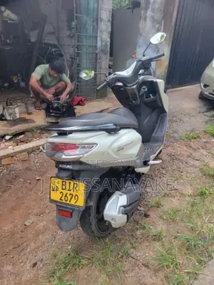 Suzuki BURGMAN 2020 Motorbike (Used)