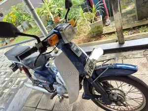 Honda Super Cub 1998 Motorbike (Used)