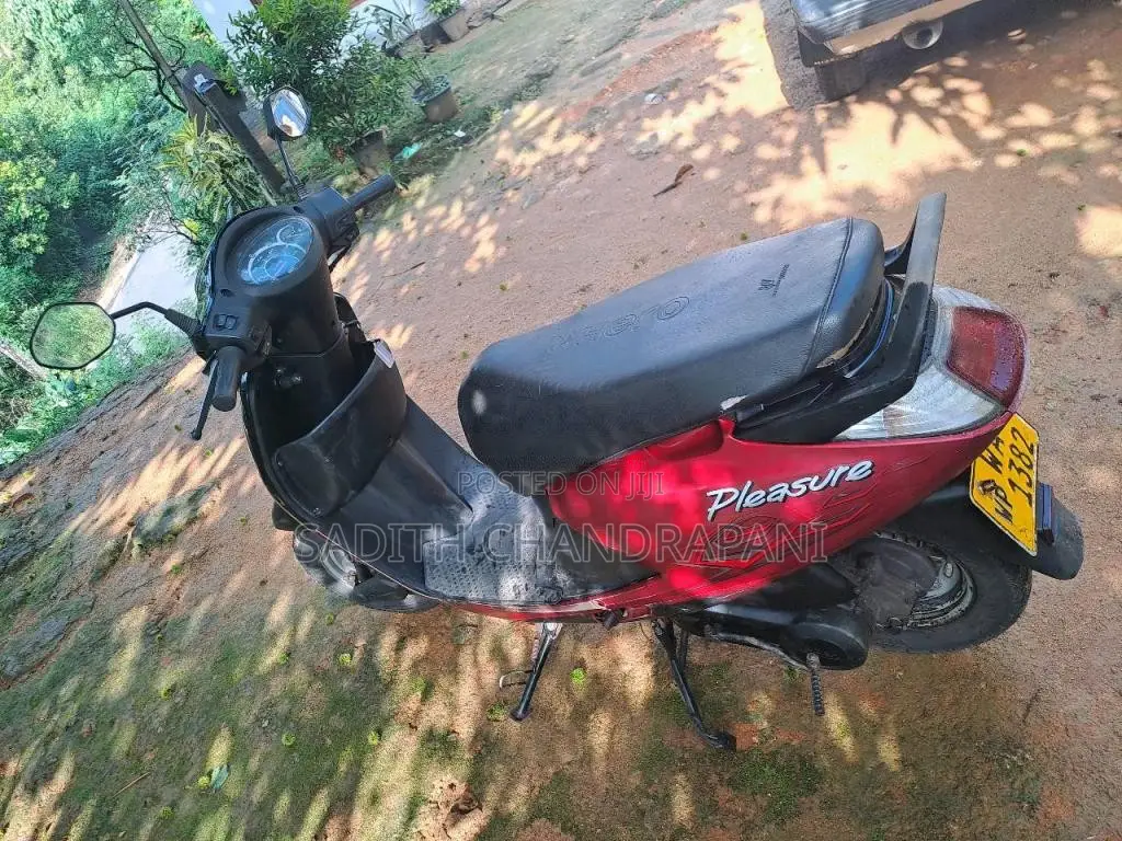 Hero Pleasure 2011 Motorbike (Used)