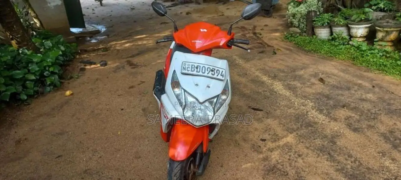 Honda Dio 2016 Motorbike (Used)
