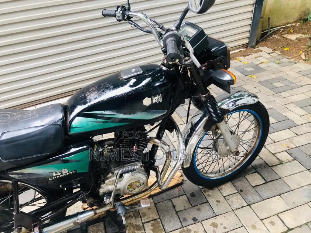Bajaj Boxer RE 4 Stroke 1999 Motorbike (Used)