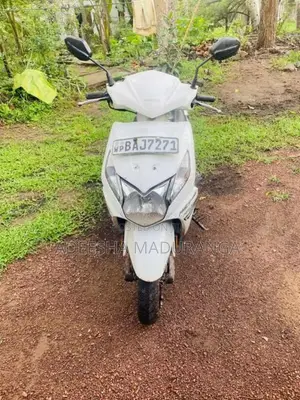 Honda Dio 2013 Motorbike (Used)