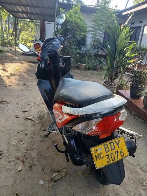 Honda Dio 2016 Motorbike (Used)