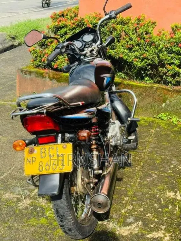 Bajaj CT-100 2015 motorcycle (Used)
