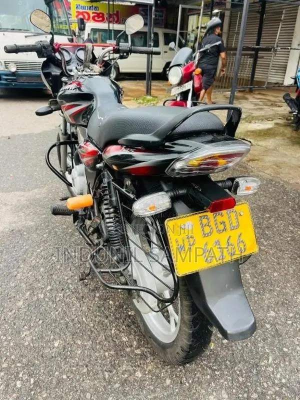Bajaj Discover 2017 Motorbike (Used)