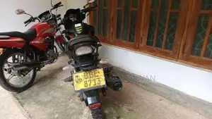 Hero Hunk 2014 Motorbike (Used)