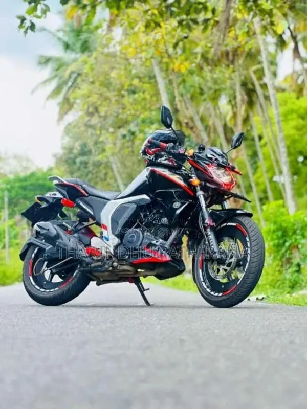 Yamaha FZ 2015 Motorbike (Used)