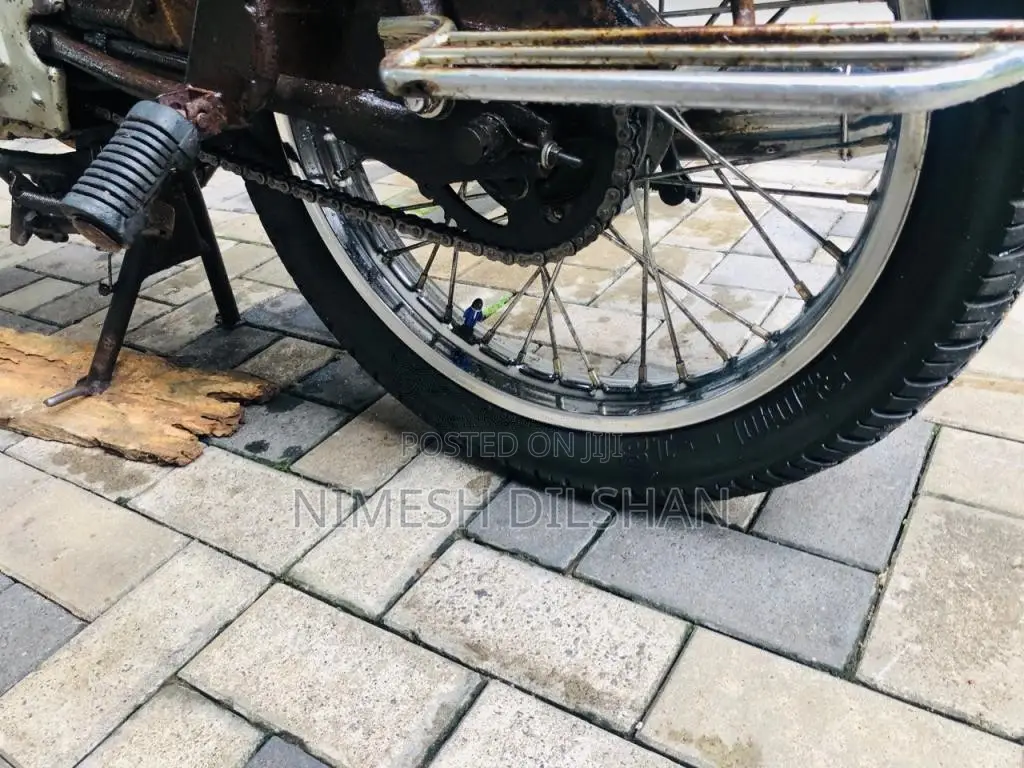 Bajaj Boxer RE 4 Stroke 1999 Motorbike (Used)
