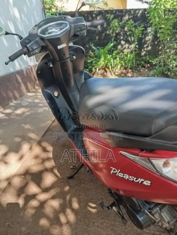 Hero Pleasure 2016 Motorbike (Used)
