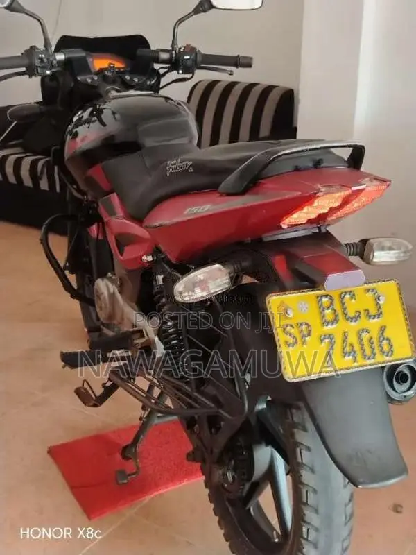 Bajaj Pulsar 150 2015 Motorbike (Used)
