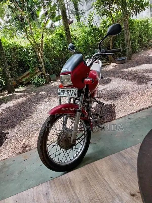 Hero-Honda CD Deluxe 2006 Motorbike (Used)