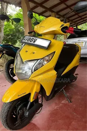 Honda Dio 2015 Motorbike (Used)