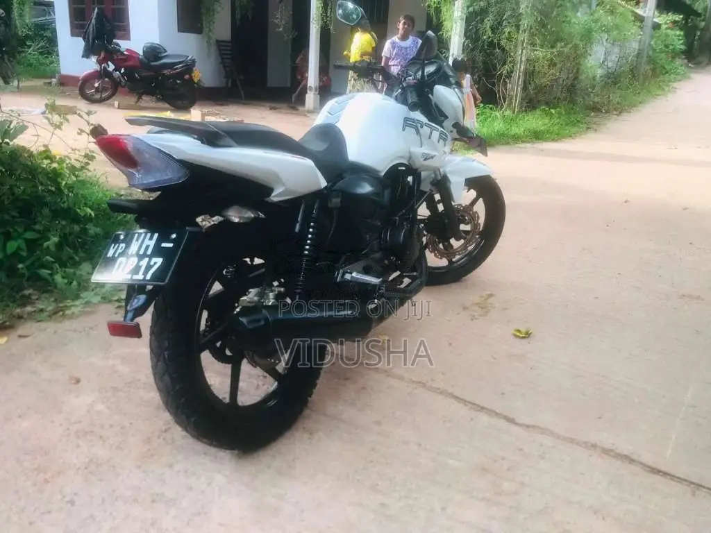TVS Apache 2011 Motorbike (Used)
