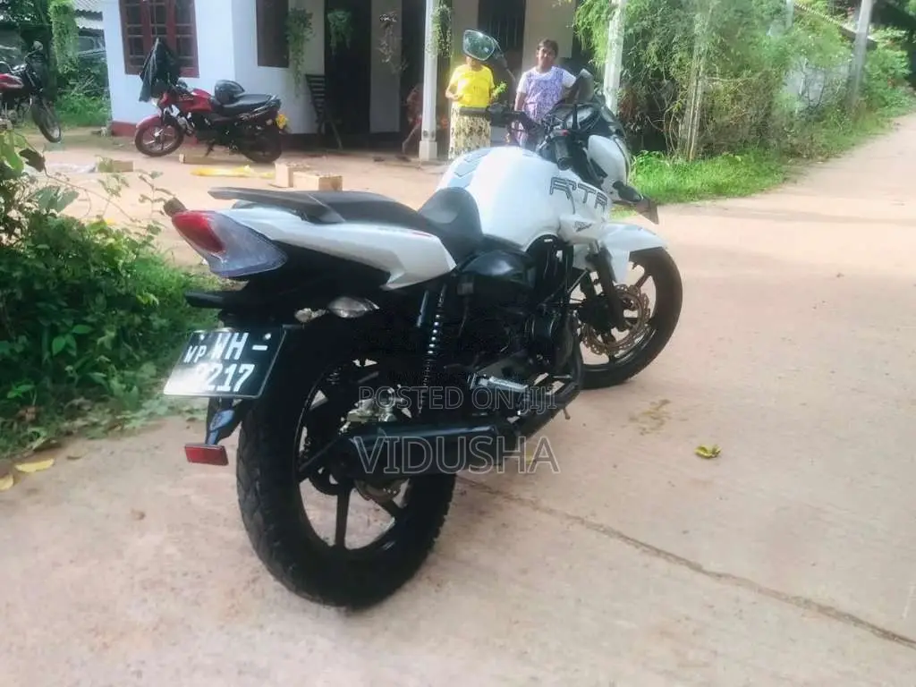 TVS Apache 2011 Motorbike (Used)