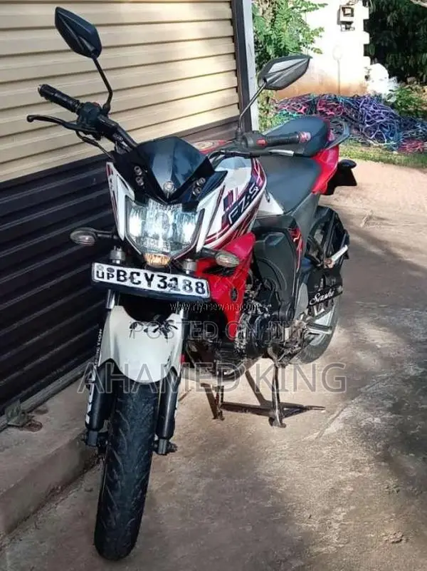 Yamaha Fz Version 2.0 2015 Motorbike (Used)