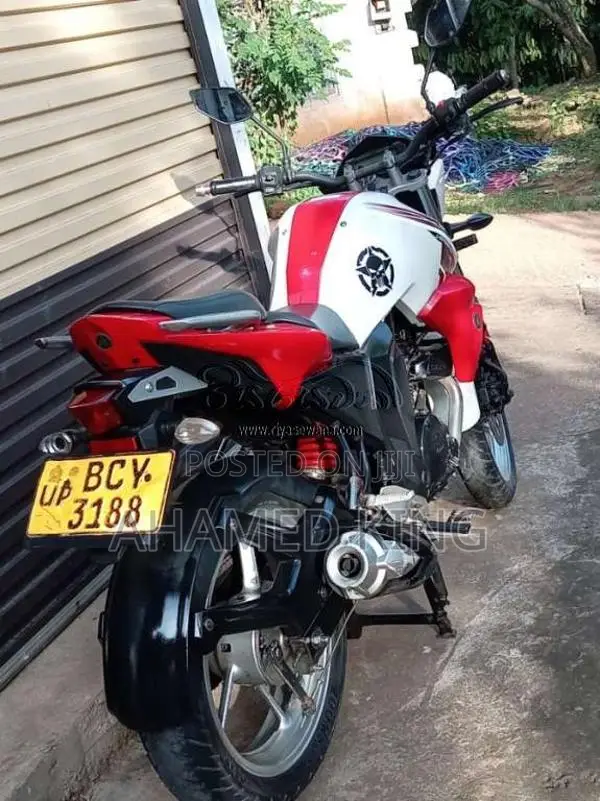 Yamaha Fz Version 2.0 2015 Motorbike (Used)