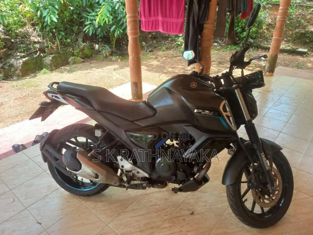 Yamaha FZ Version 3.0 2020 Motorbike (Used)