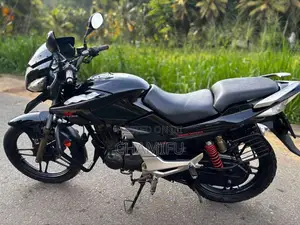 Hero-Honda CBZ 2012 Motorbike (Used)