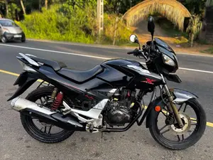 Hero-Honda CBZ 2012 Motorbike (Used)