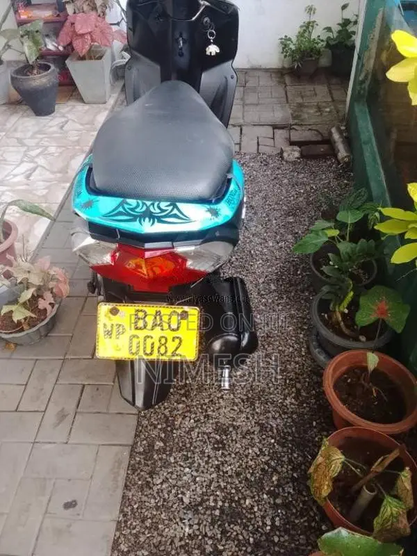 Honda Dio 2013 Motorbike (Used)