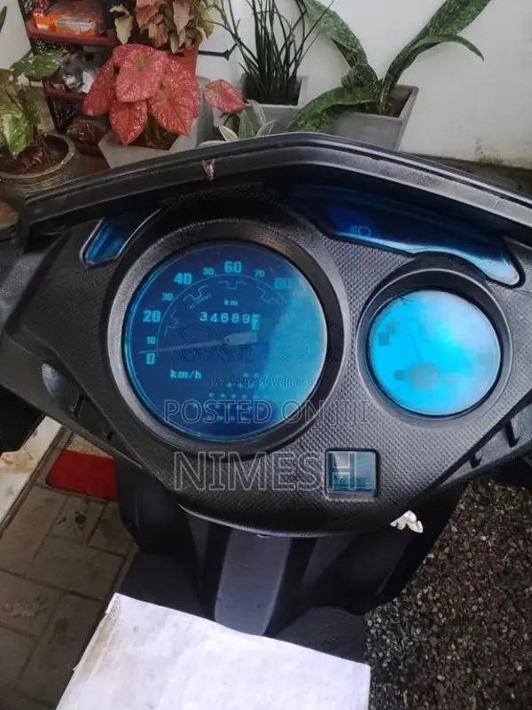 Honda Dio 2013 Motorbike (Used)