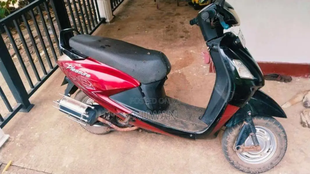 Hero Pleasure 2011 Motorbike (Used)