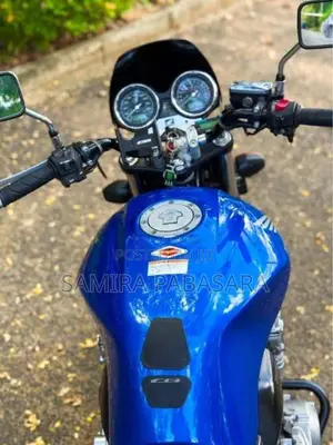 Honda Cb 400 2011 Motorbike (Used)