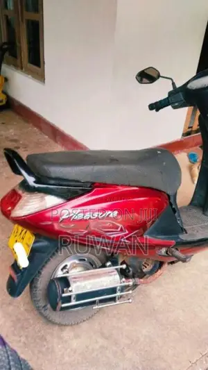 Hero Pleasure 2011 Motorbike (Used)