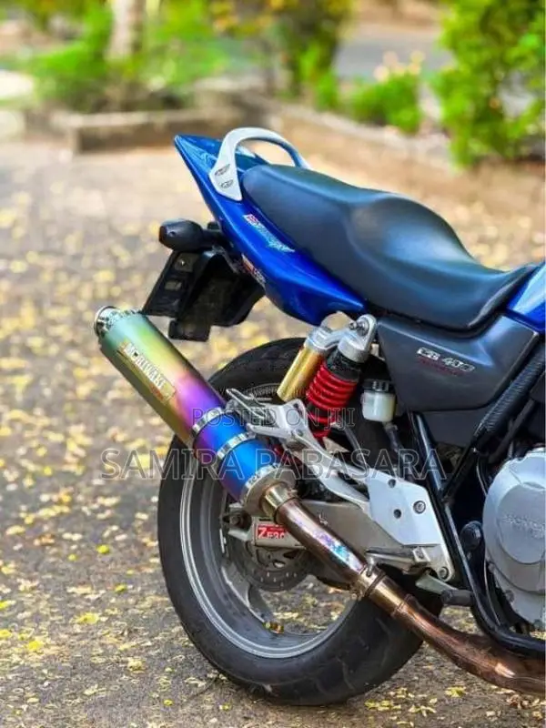 Honda Cb 400 2011 Motorbike (Used)