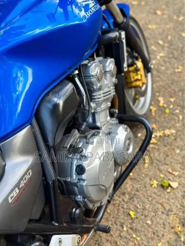 Honda Cb 400 2011 Motorbike (Used)