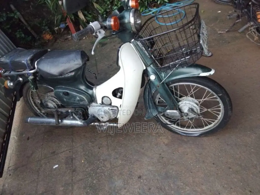Honda Super Cub 2004 Motorbike (Used)
