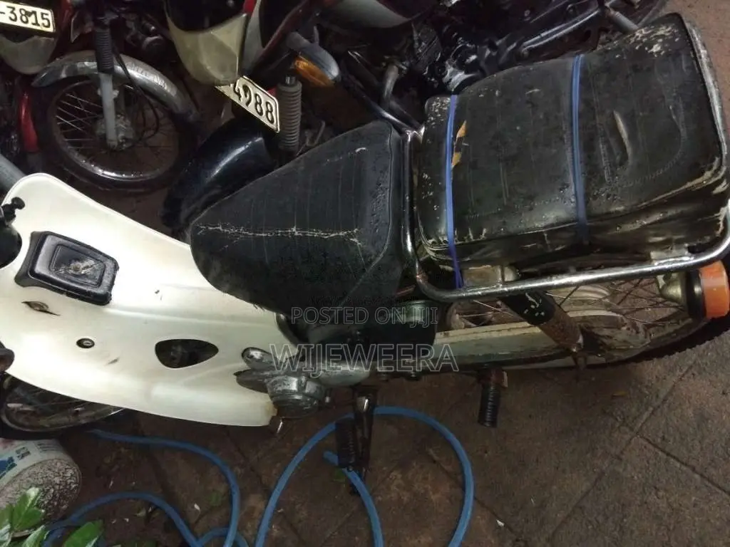 Honda Super Cub 2004 Motorbike (Used)