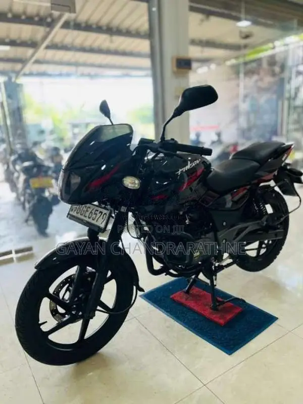 Bajaj Pulsar 180 2017 Motorbike (Used)