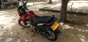 Yamaha YBR 125 2012 Motorbike (Used)