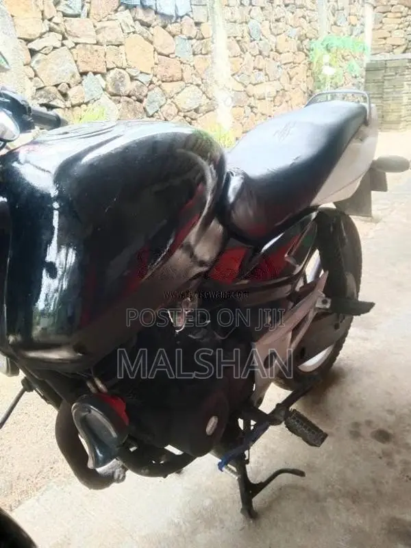 Bajaj Pulsar 180 2006 Motorbike (Used)