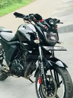 Yamaha FZ 2016 Motorbike (Used)