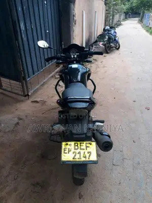 Hero HUNK 2023 Motorbike (Used)